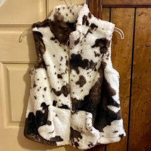 SHEIN Cream and Brown Faux Fur Vest